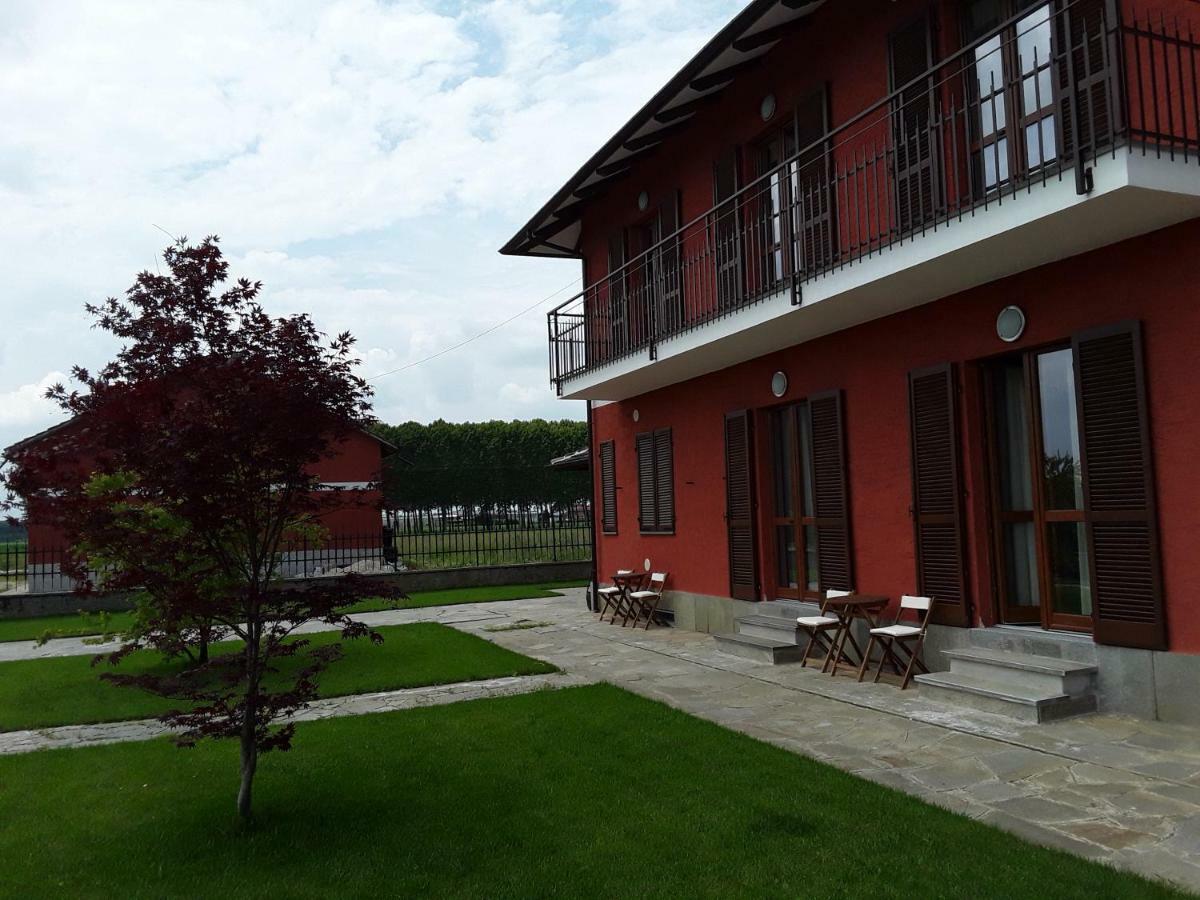 Hotel Tra Menta E Meliga Carignano  Exterior foto